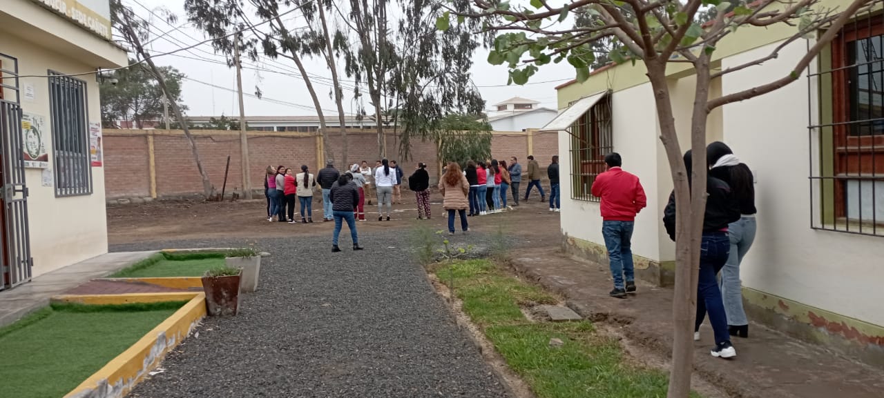 Trabajadores de la UELS, participaron en el simulacro nacional multipeligro 2024.