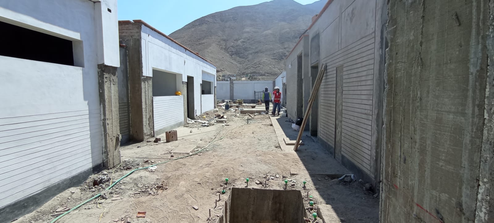 80 % avance de la obra del centro de salud de nivel I-II en el distrito de Calango.