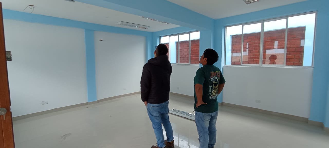 Avance del 98 % de la obra de construcción de la IEI 422 del C.P. San Pedro de Cusi- Colonia-Yauyos.