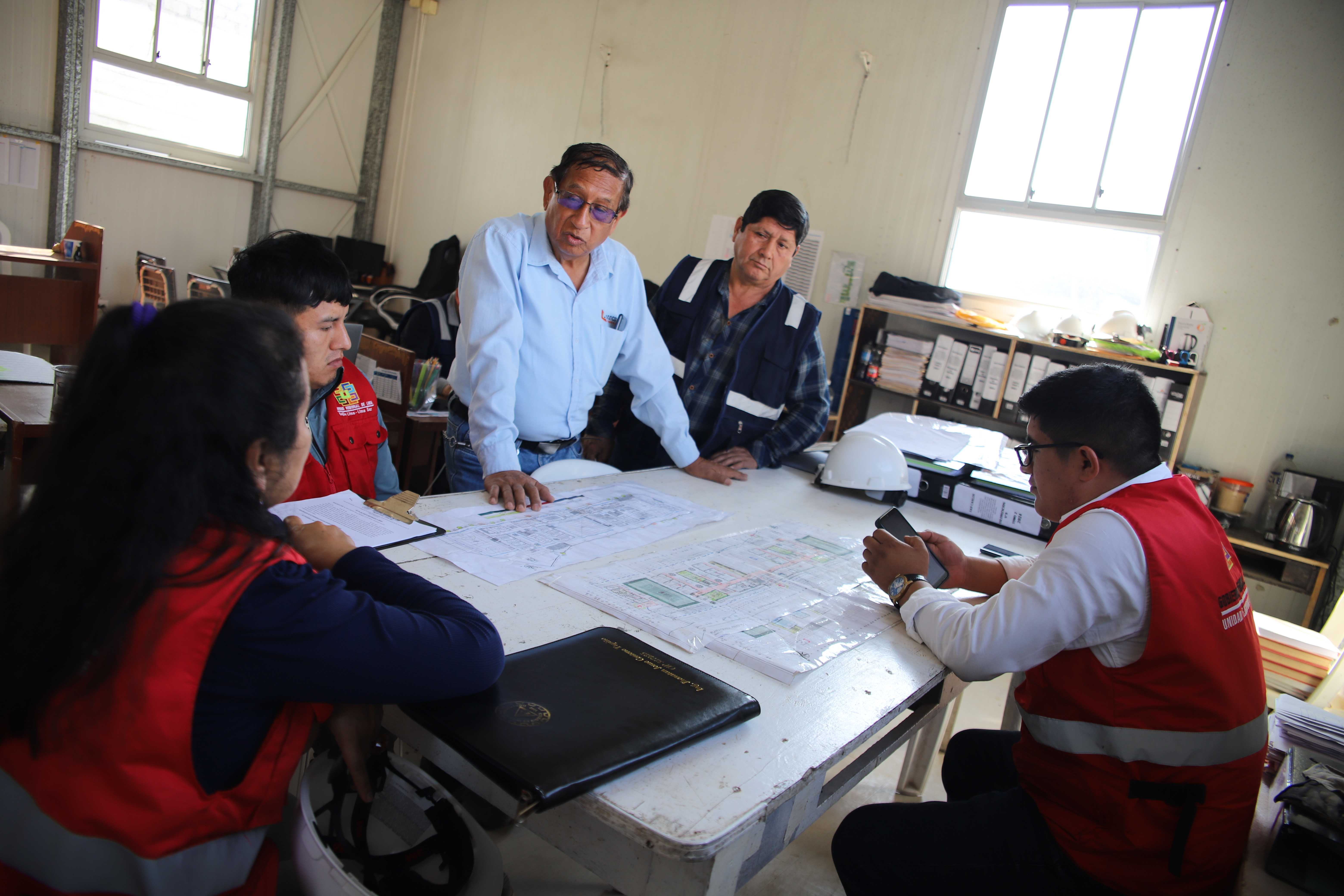 Construcción de la I.E. Nuestra Señora del Carmen registra 50 % de avance físico.