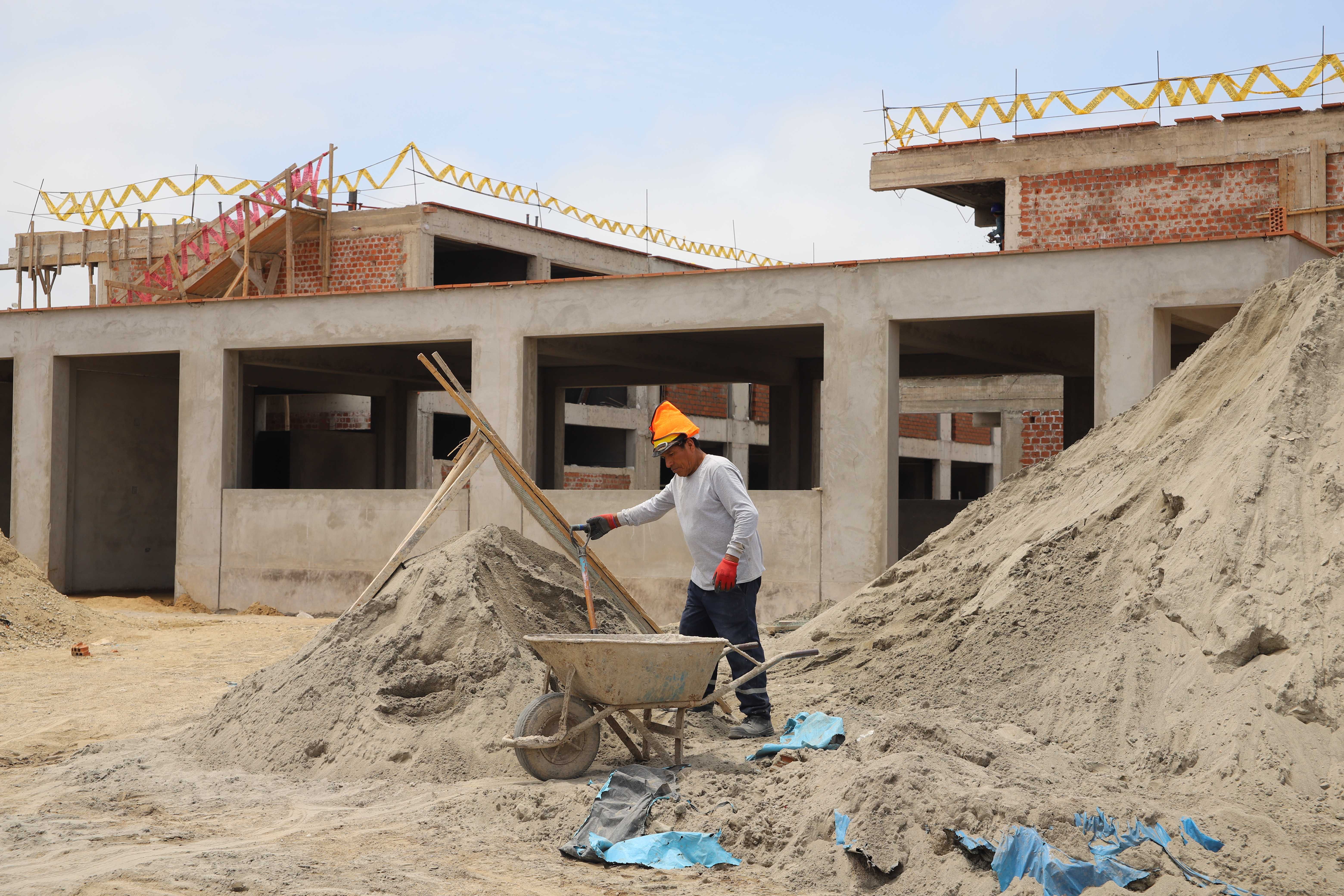 Más del 50% de avance de la obra construcción del colegio “Gerardo Salomón Mejía saco de Cerro Azul.
