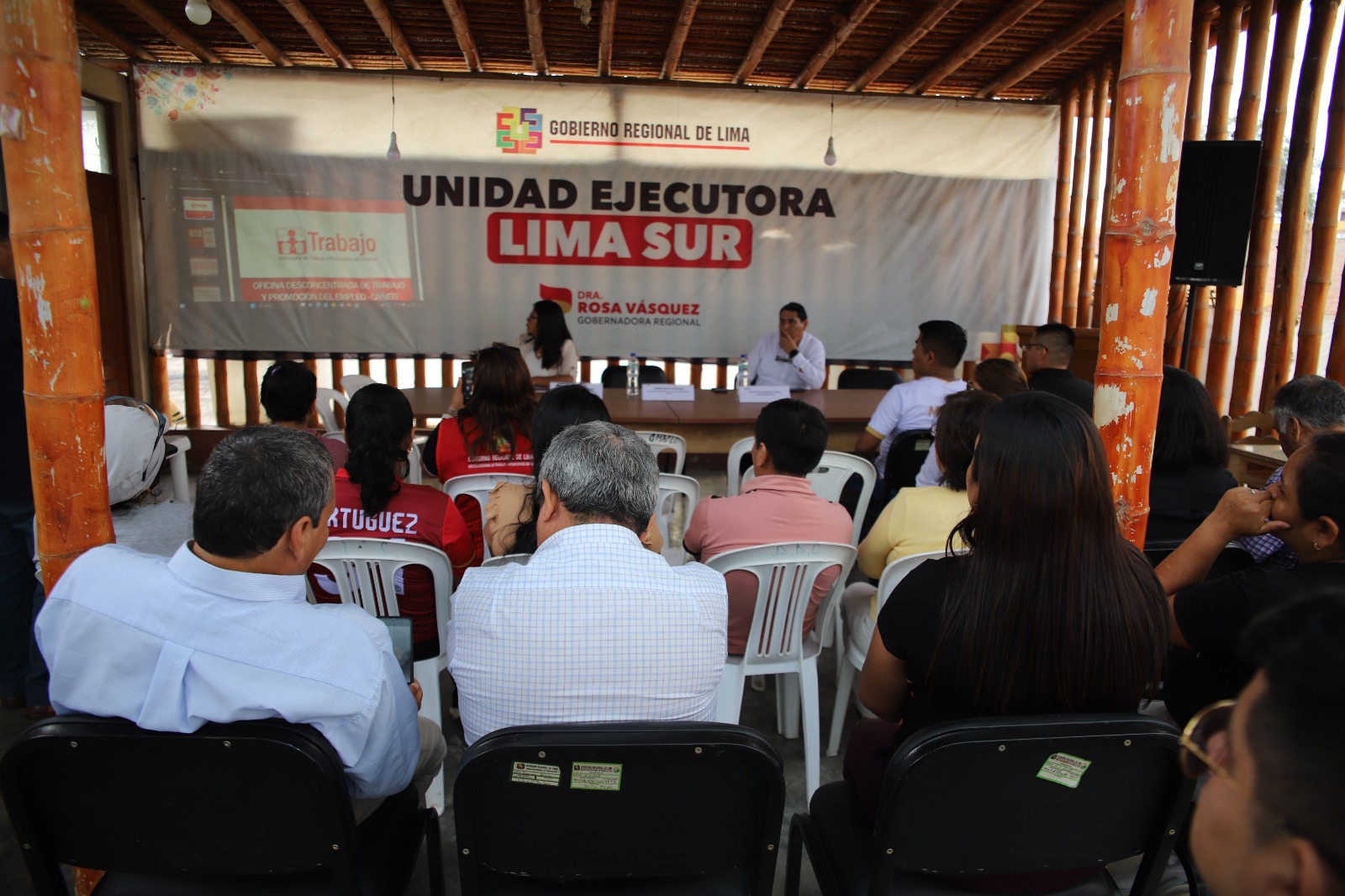 Capacitan a trabajadores de UELS en prevención de riesgos laborales en la Región Lima.