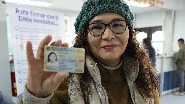 Reniec brinda DNI electrónico gratis en Huancavelica