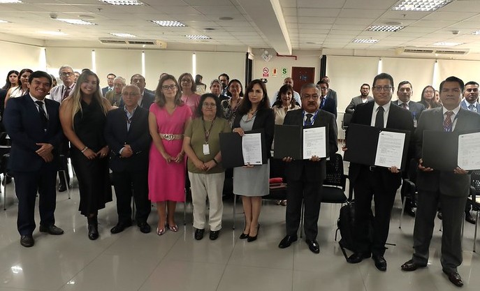 Reniec e instituciones del Estado firman acta para la implementación del DNI digital