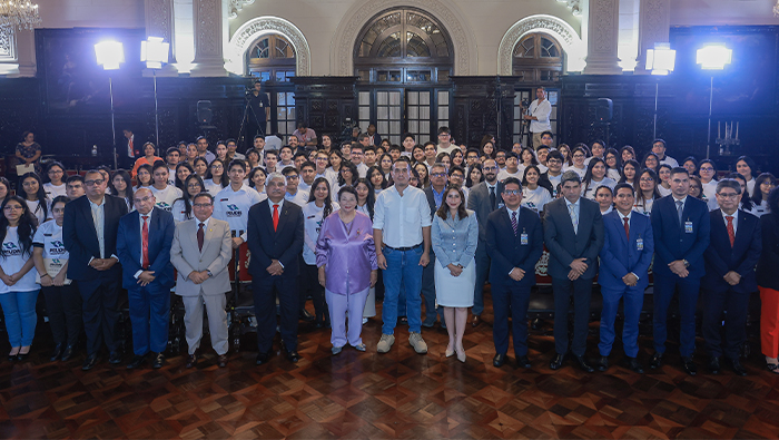 Presidente Jerí: Estamos dejando las bases del Perú del presente y del mañana