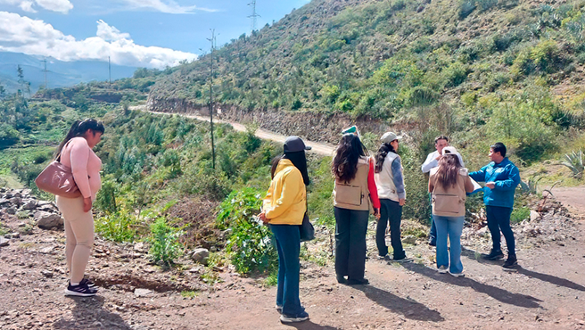Con la finalidad de evaluar la situación de riesgo y la posible ejecución de acciones estratégicas, el Centro Nacional de Estimación, Prevención y Reducción del Riesgo de Desastres (CENEPRED), participó en una visita técnica organizada por la Municipalidad Distrital de Yúngar,  para inspeccionar el cauce de la quebrada Collpa.