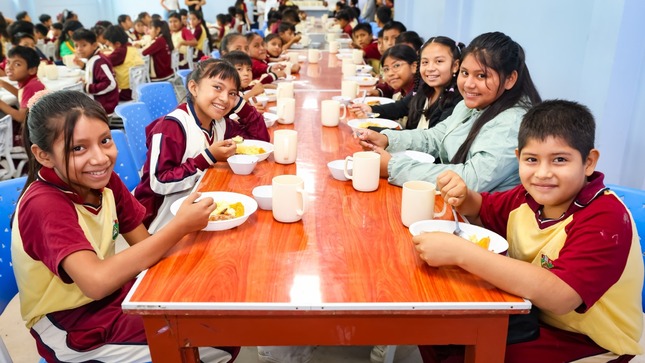 El PAE brindará un servicio alimentario de calidad y complementario con productos que cubren todos los macronutrientes