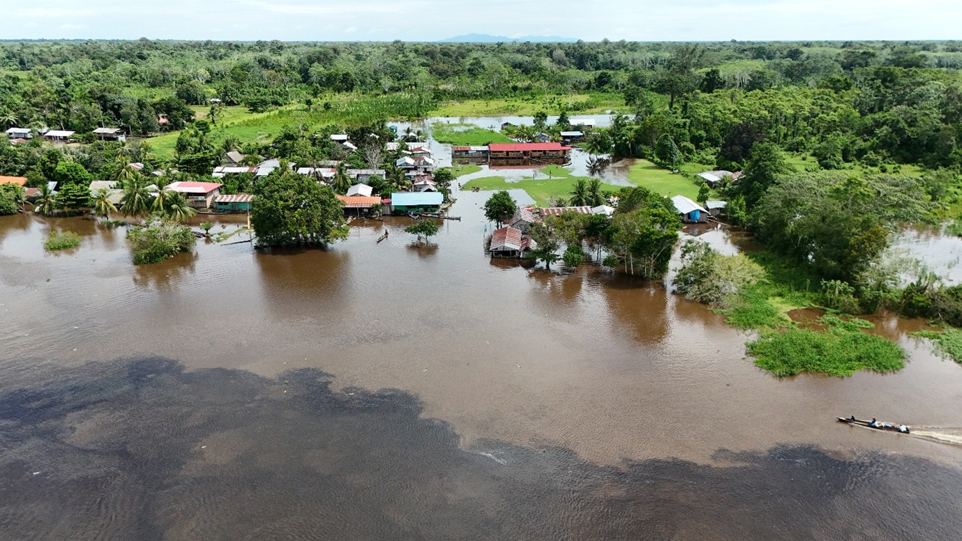 Caserío Aguas Negras en la Cuenca de Mashangay.
