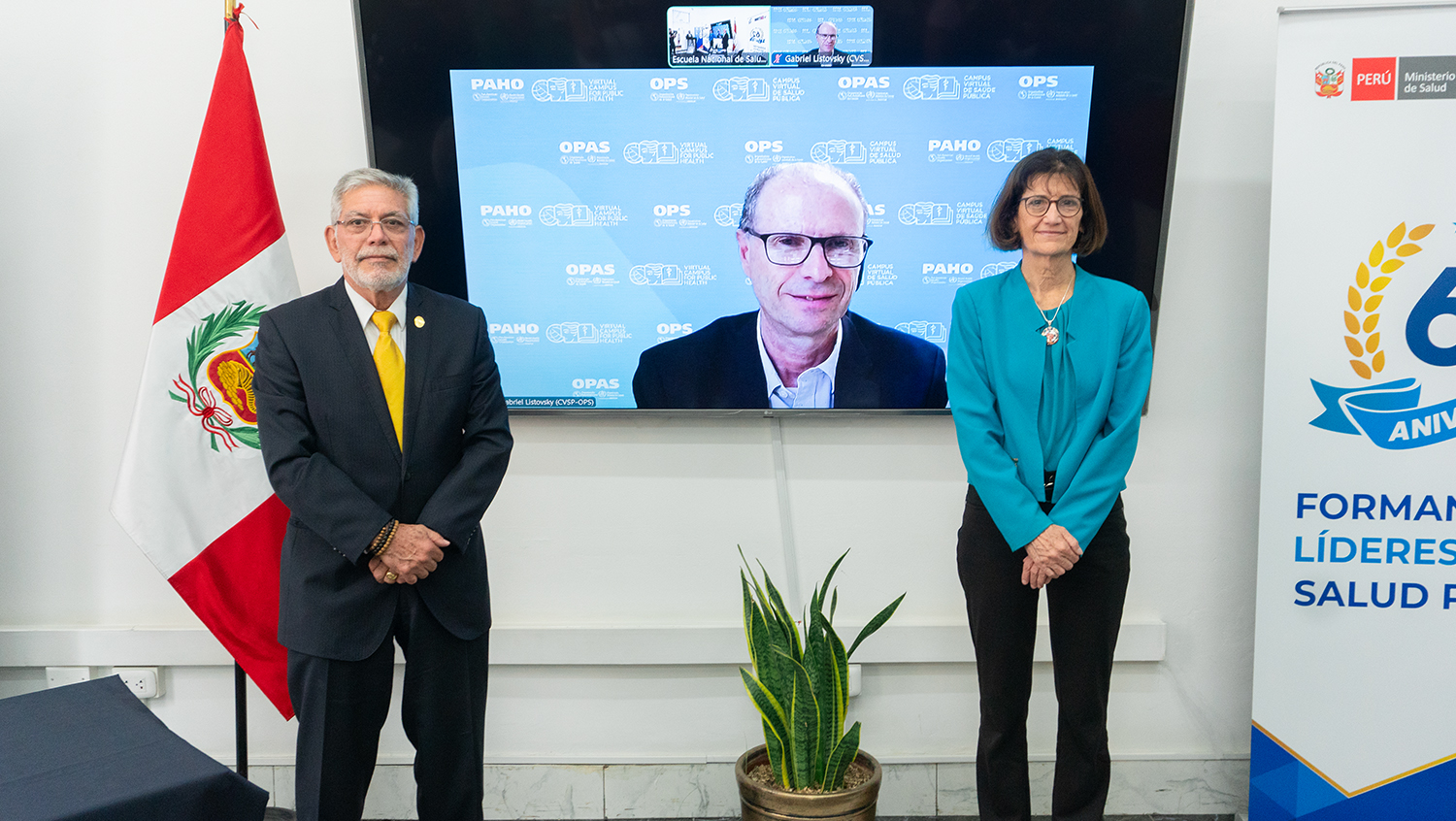 Dr. Manuel Jumpa y la Dra. Maureen Birmingham