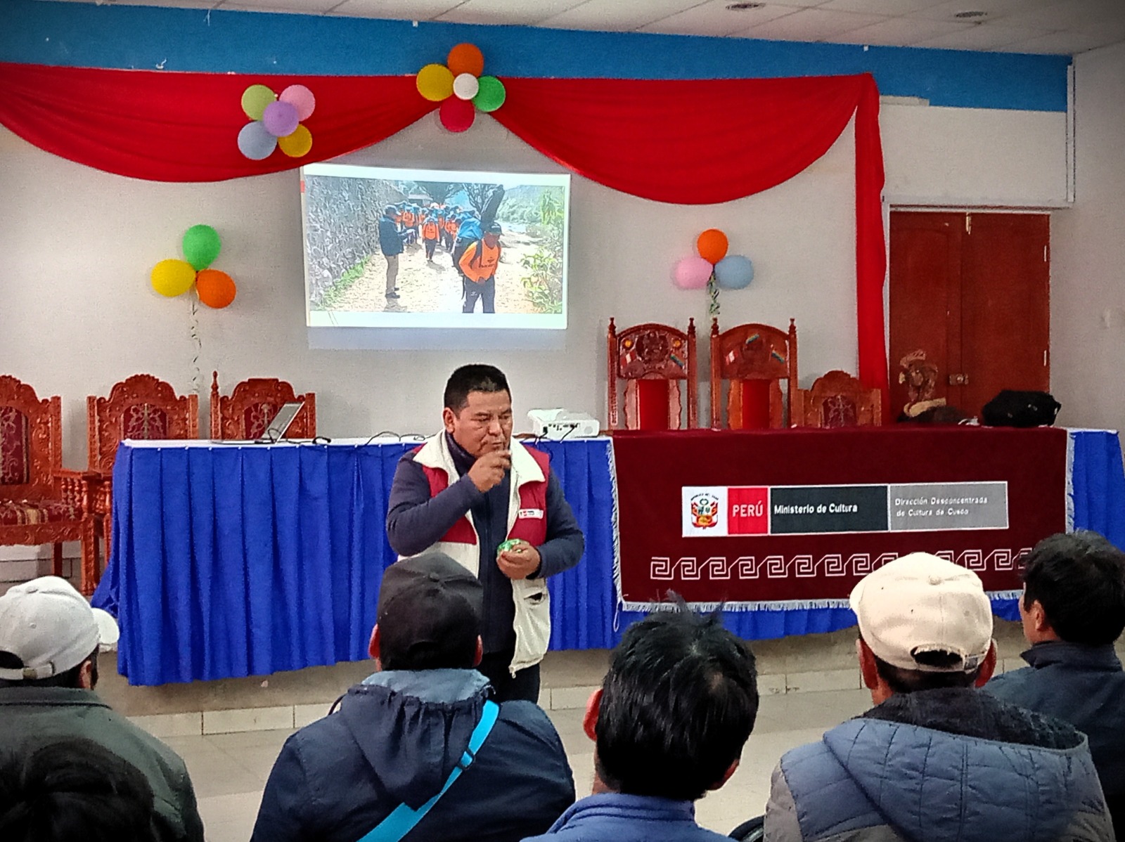 Ministerio de Cultura capacitó a operadores turísticos y porteadores para conservar la Red de Caminos Inka