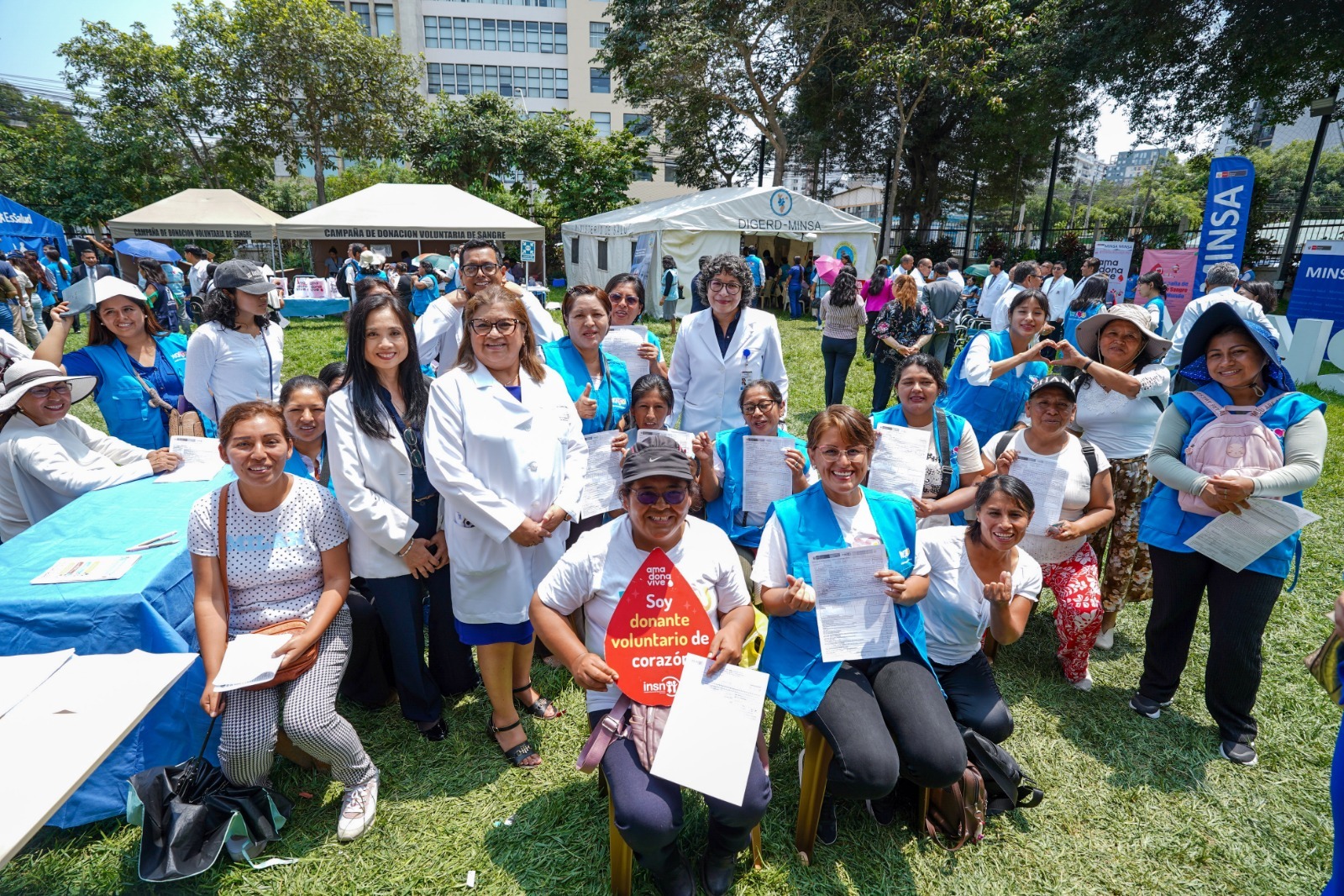 Junto al ministro de Salud, la directora general del INSNSB, Zulema Tomas, participó de actividad organizada en alianza con la Fundación Internacional WeLoveU.