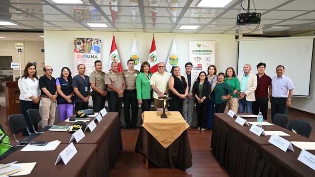 Juramentan nuevos integrantes del COMUDENA
