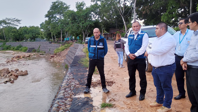 El sector Defensa, a través del Centro Nacional de Estimación, Prevención y Reducción del Riesgo de Desastres (CENEPRED), realizó un recorrido por el río Cumbaza en el departamento de San Martín, para supervisar la ejecución del proyecto de protección de defensa ribereña en ambas márgenes del afluente en el distrito de Morales.