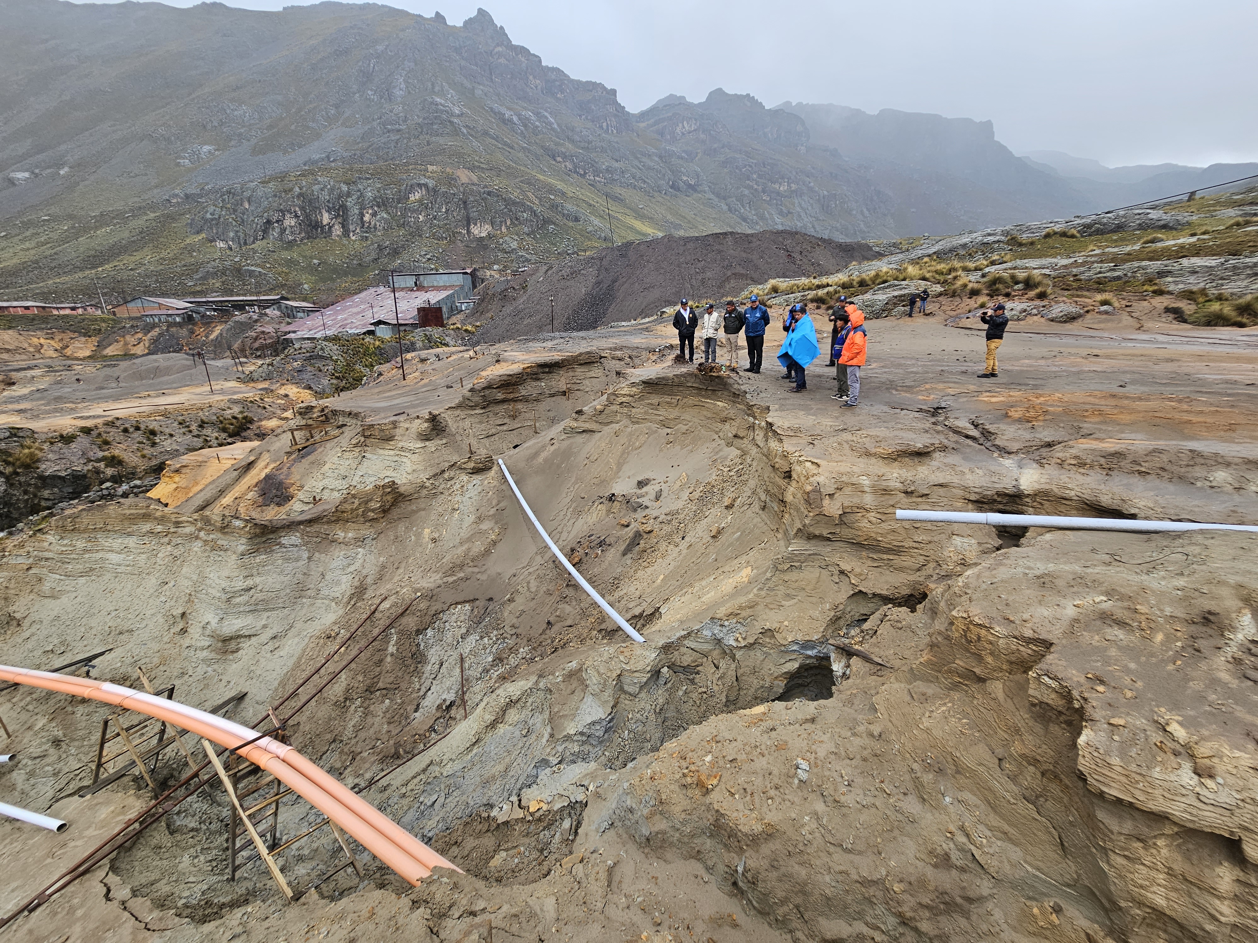 Fiscalía de Prevención del Delito advierte riesgos de colapso de relaveras mineras cercanas al río Conay