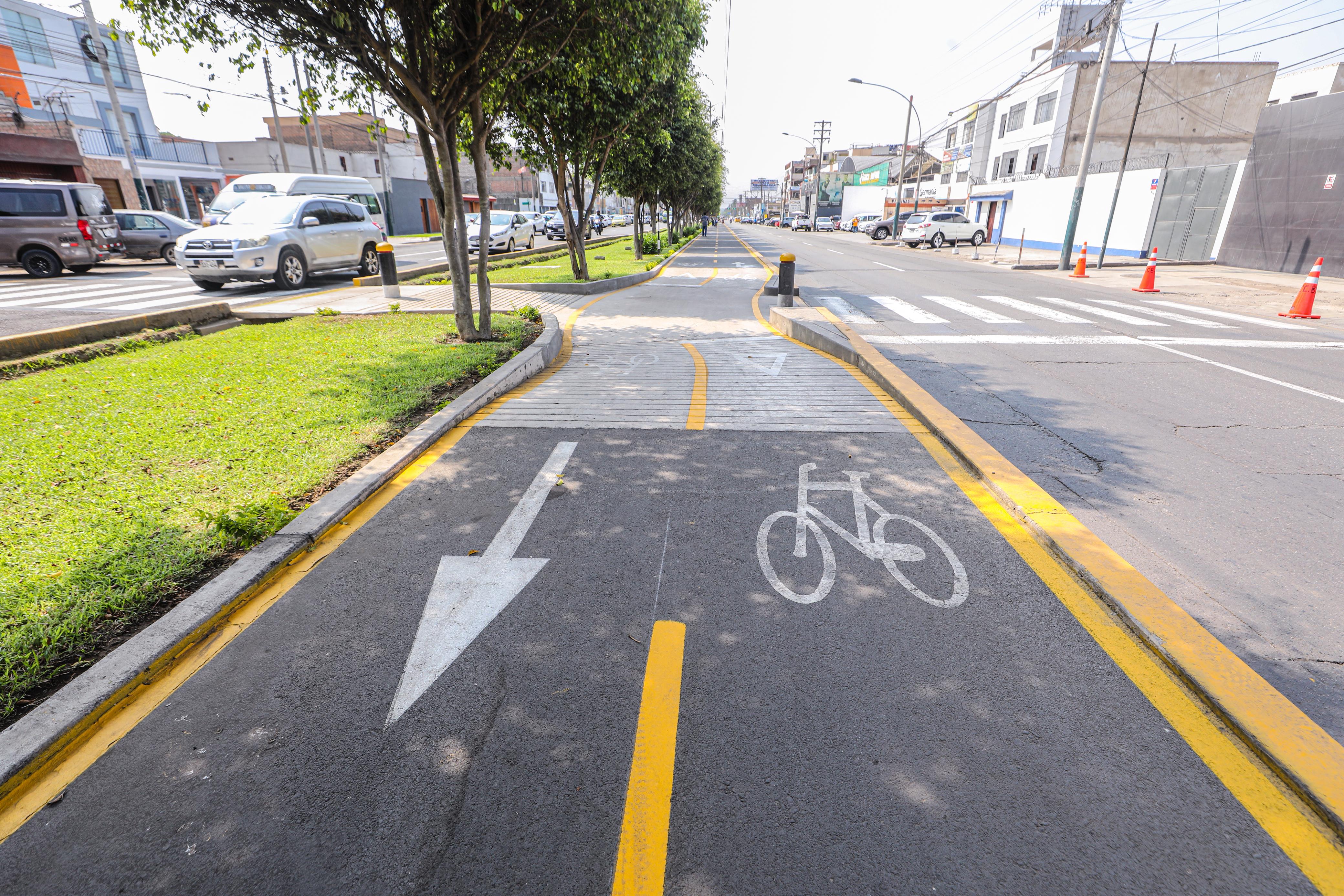 Municipalidad de Lima inaugura ciclovía de más de 2 kilómetros en la avenida La Molina y fortalece la movilidad sostenible en Lima Este
