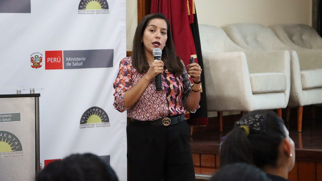 Destacan el rol del primer nivel de atención frente a la depresión en la Jornada Científica del INSM “HD-HN”