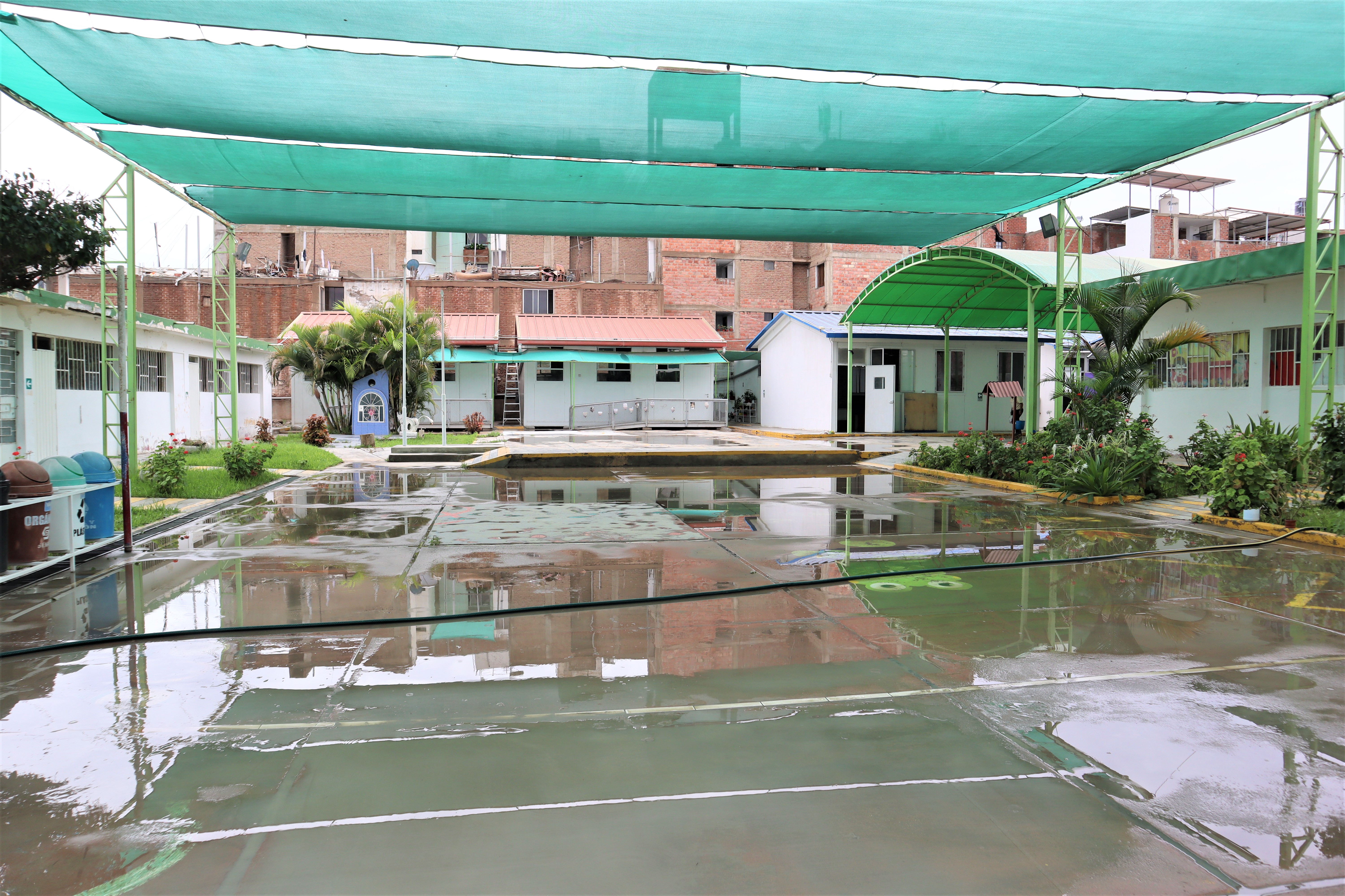 Lluvias en colegios 