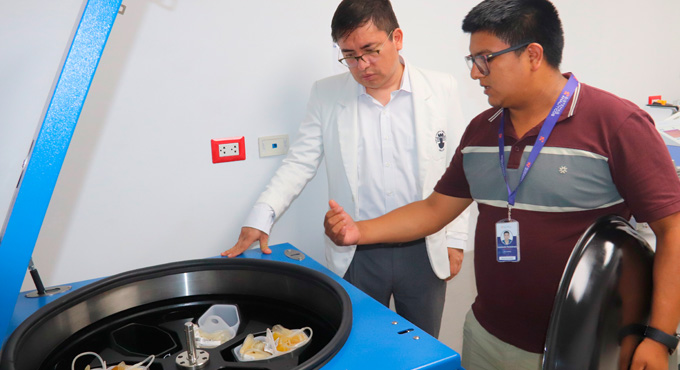 Centrífuga refrigerada