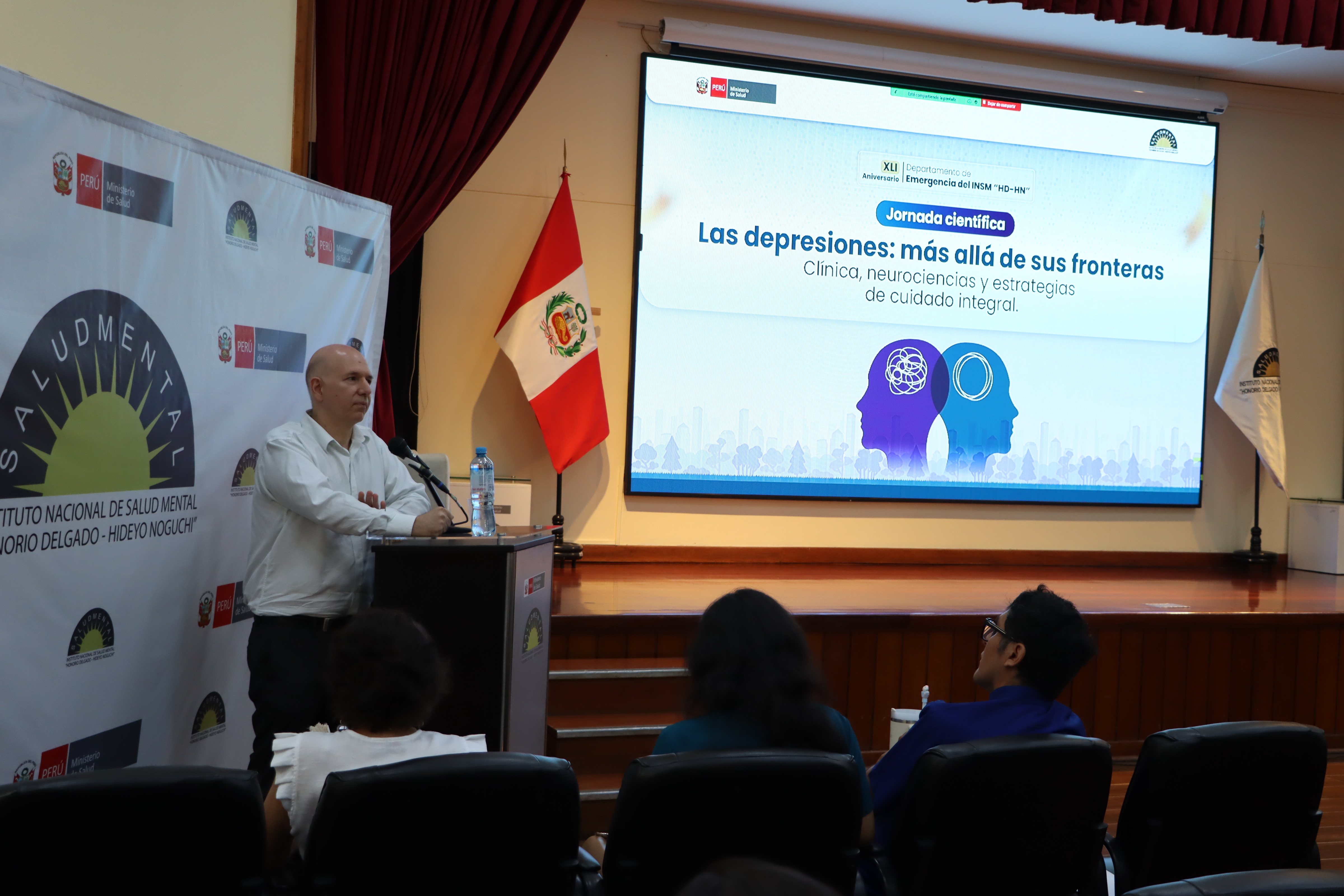 Experto en salud mental analiza la estructura y límites de la depresión en la XLI Jornada Científica del Departamento de Emergencia del INSM