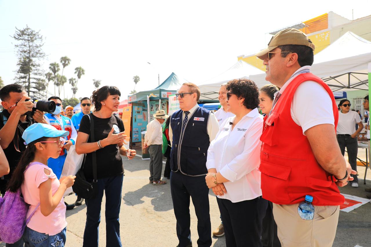 Más de 1300 atenciones médicas gratuitas brindó el Minsa Móvil en feria multisectorial en Ancón