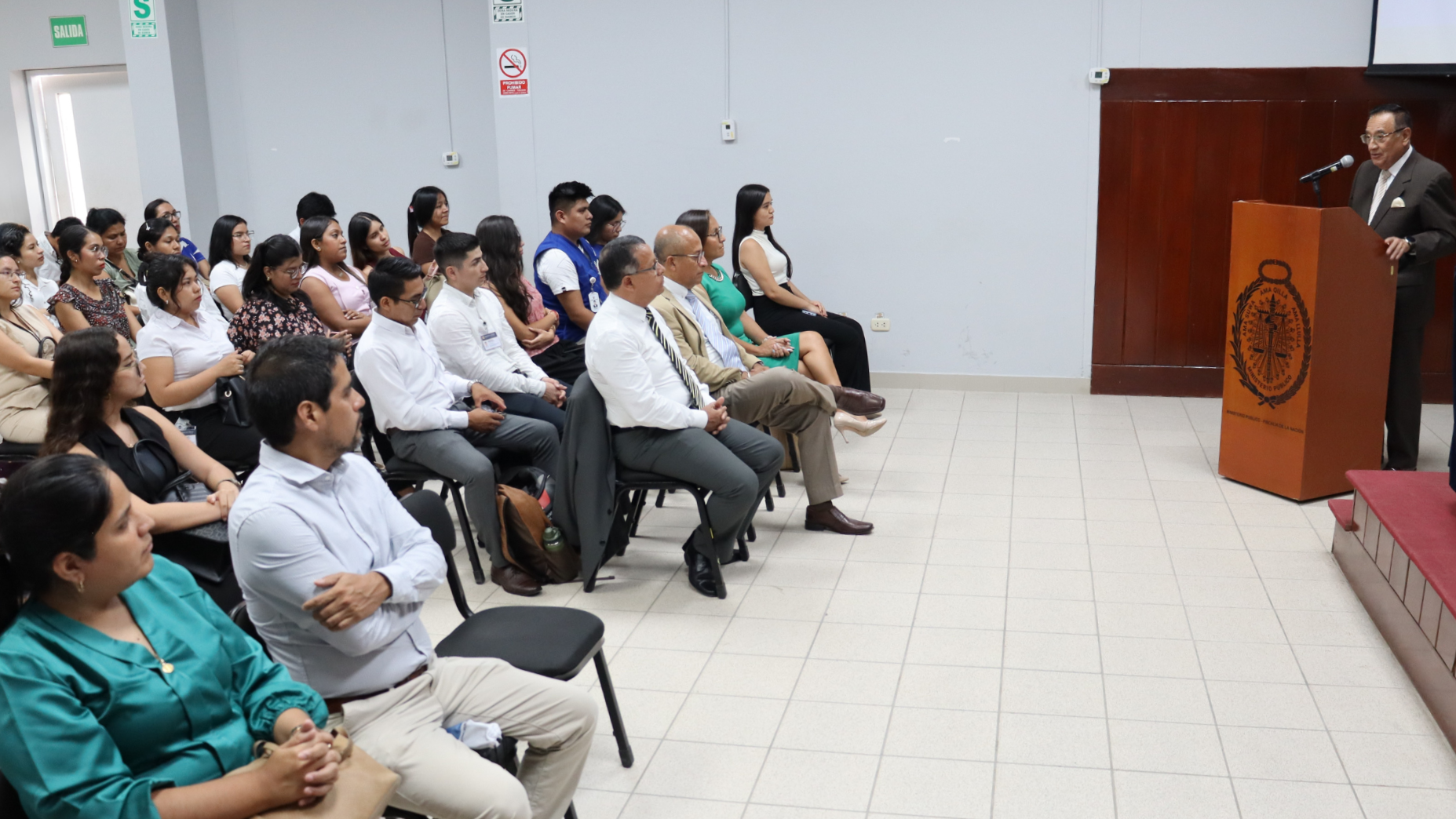 Distrito Fiscal de Piura realiza conferencia magistral sobre las implicancias jurídicas del sistema bicameral en el Perú.