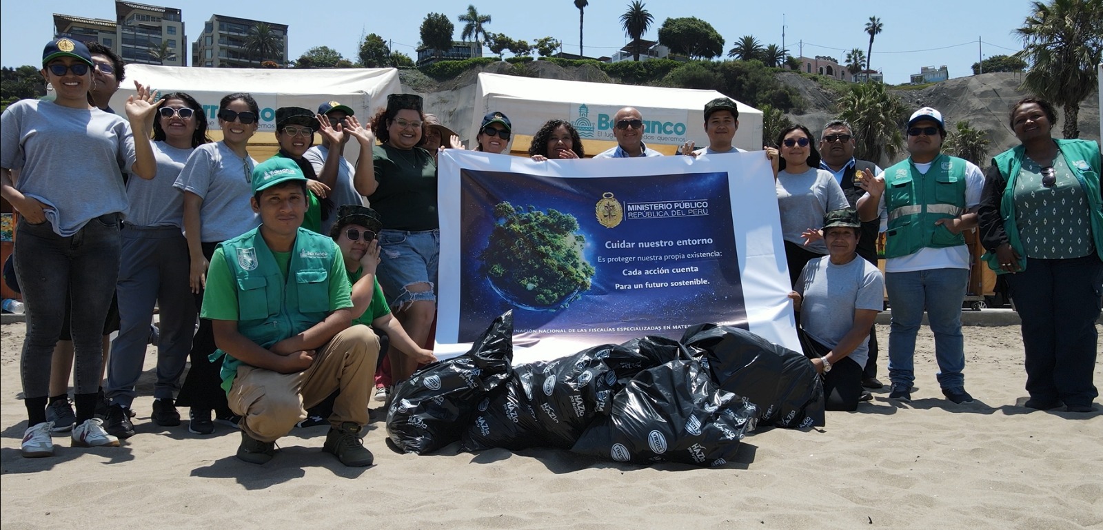 FEMA lidera recuperación y limpieza de humedal en la Costa Verde de Barranco