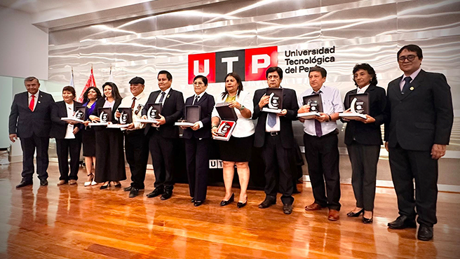 UGEL Morropón participa en ceremonia regional por el Día de la Excelencia Educativa.