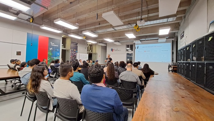 Archivo JPG referencial sobre incubadoras 