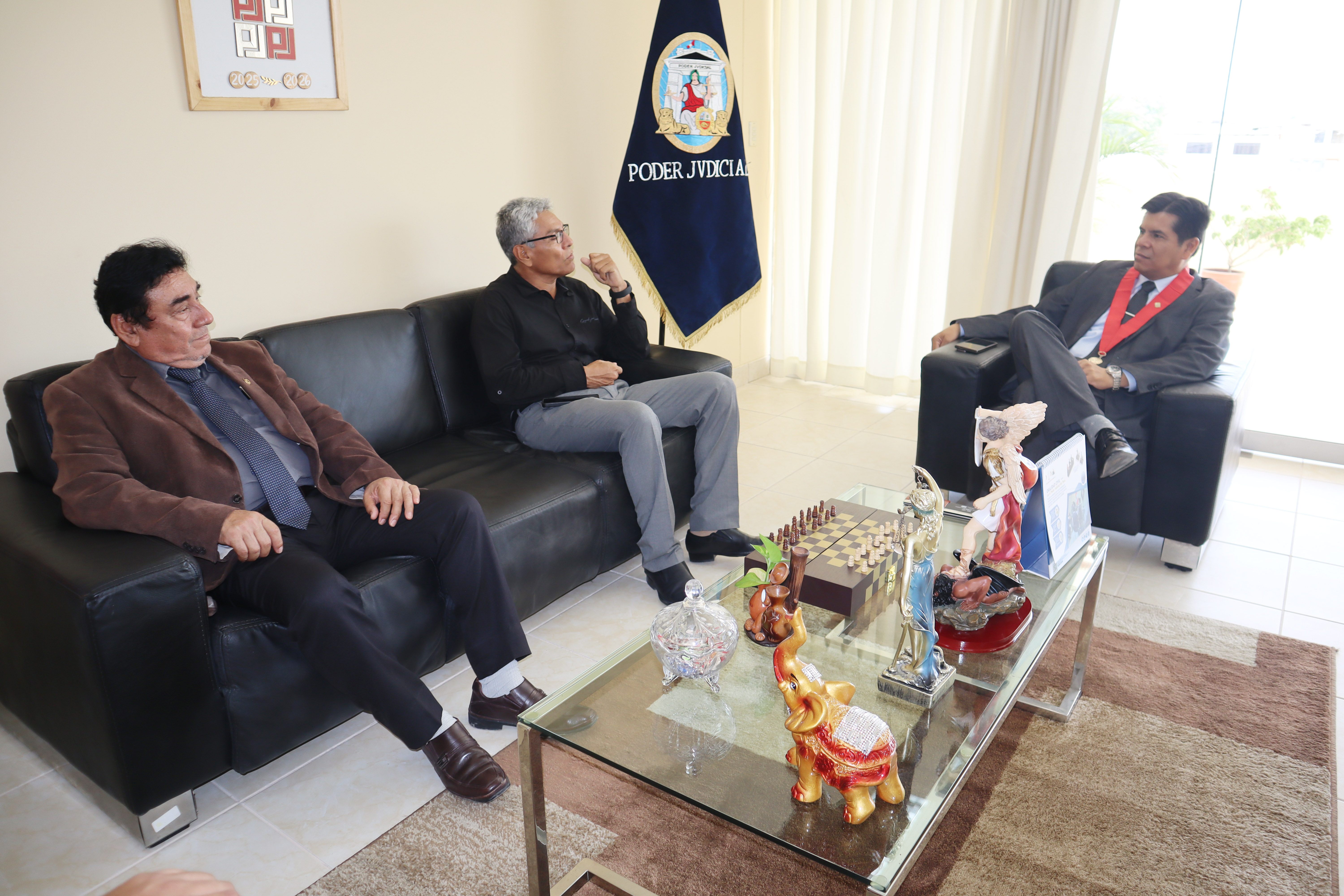 Corte de Piura y Colegio de Abogados continuarán trabajando para mejorar el servicio de justicia