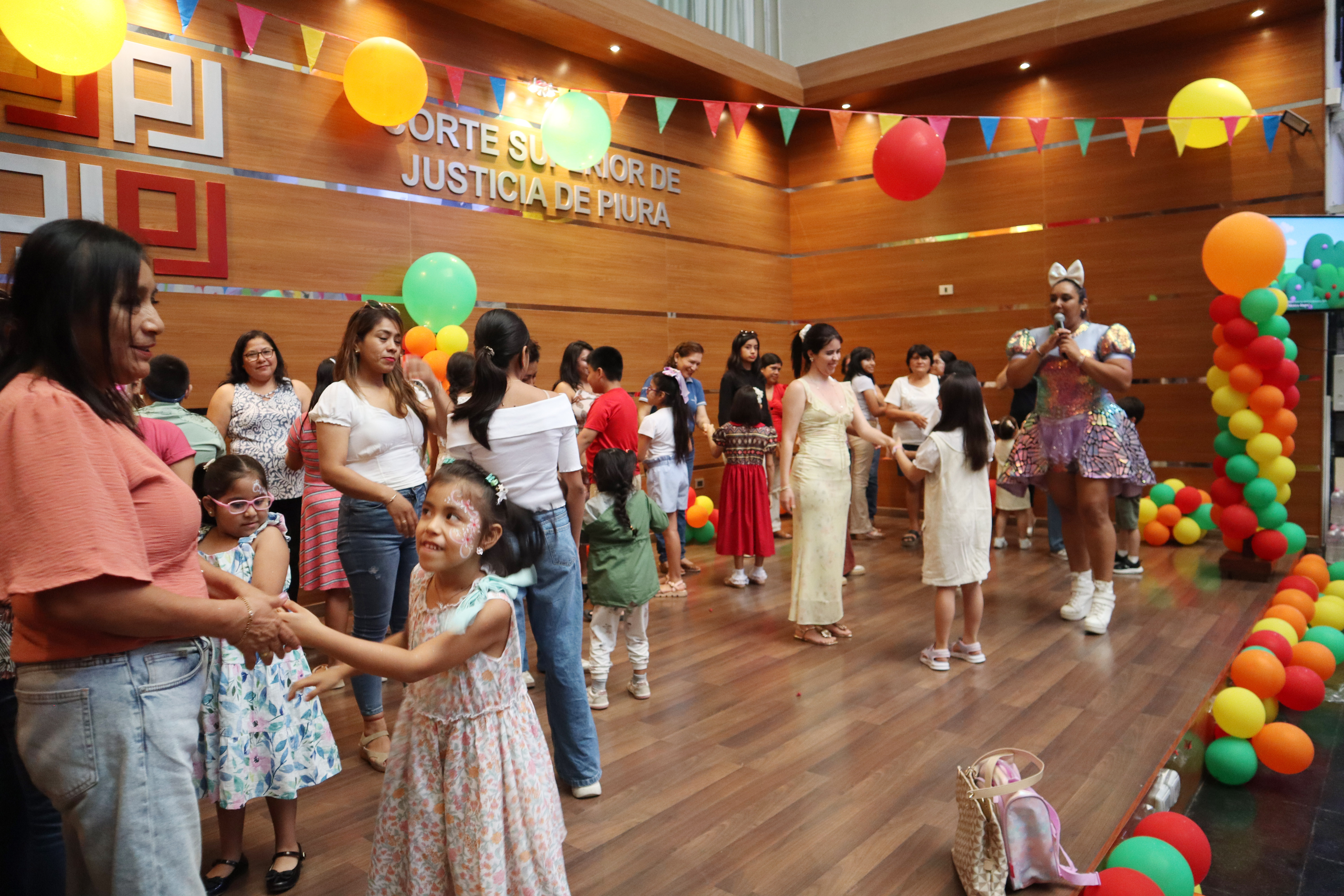 Pequeños integrantes de la familia judicial de Piura participan del programa “Justi Kids” 2026