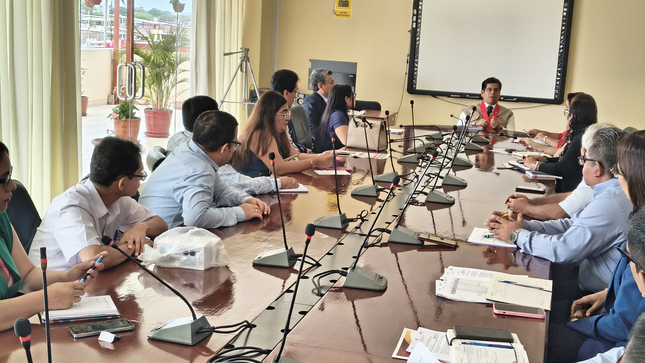 Establecen disposiciones para la atención de los usuarios durante el periodo vacacional judicial