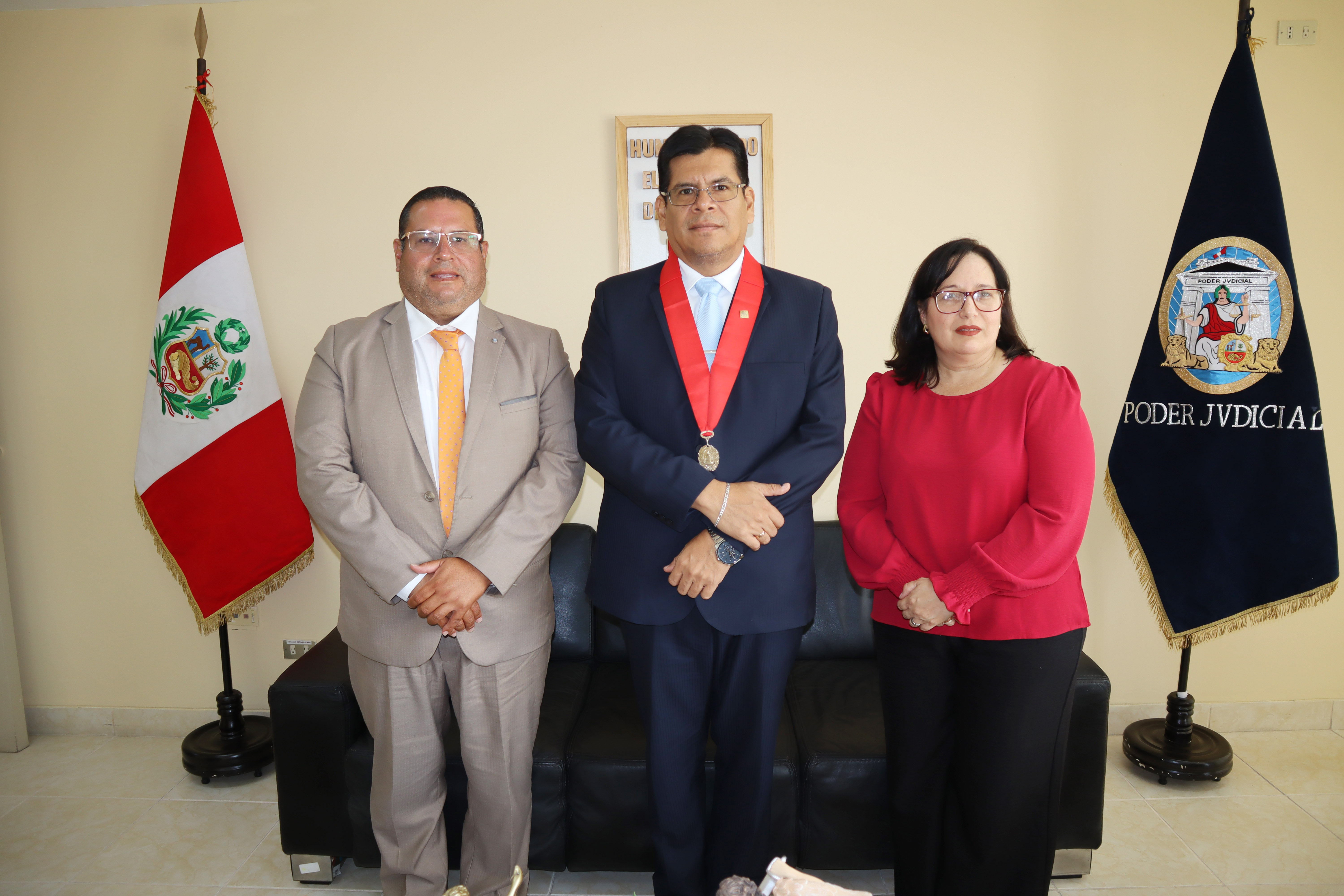 Corte de Piura estrecha lazos con Programa de Estudio de Derecho para impulsar la formación y proyección social