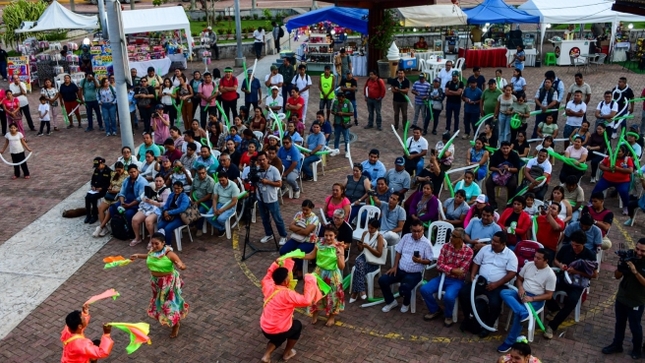 EXPO