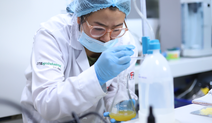 Emprendedor piurano gana el "Innovatón" y transformará la pulpa de mango en polvo de alto valor comercial
